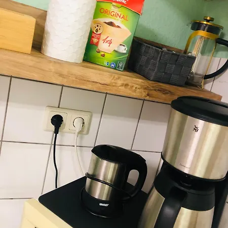 Zentrale 1 1/2 Zimmer *