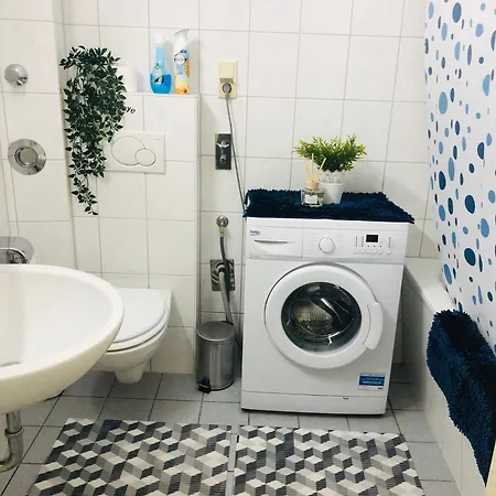 Zentrale 1 1/2 Zimmer Daire *